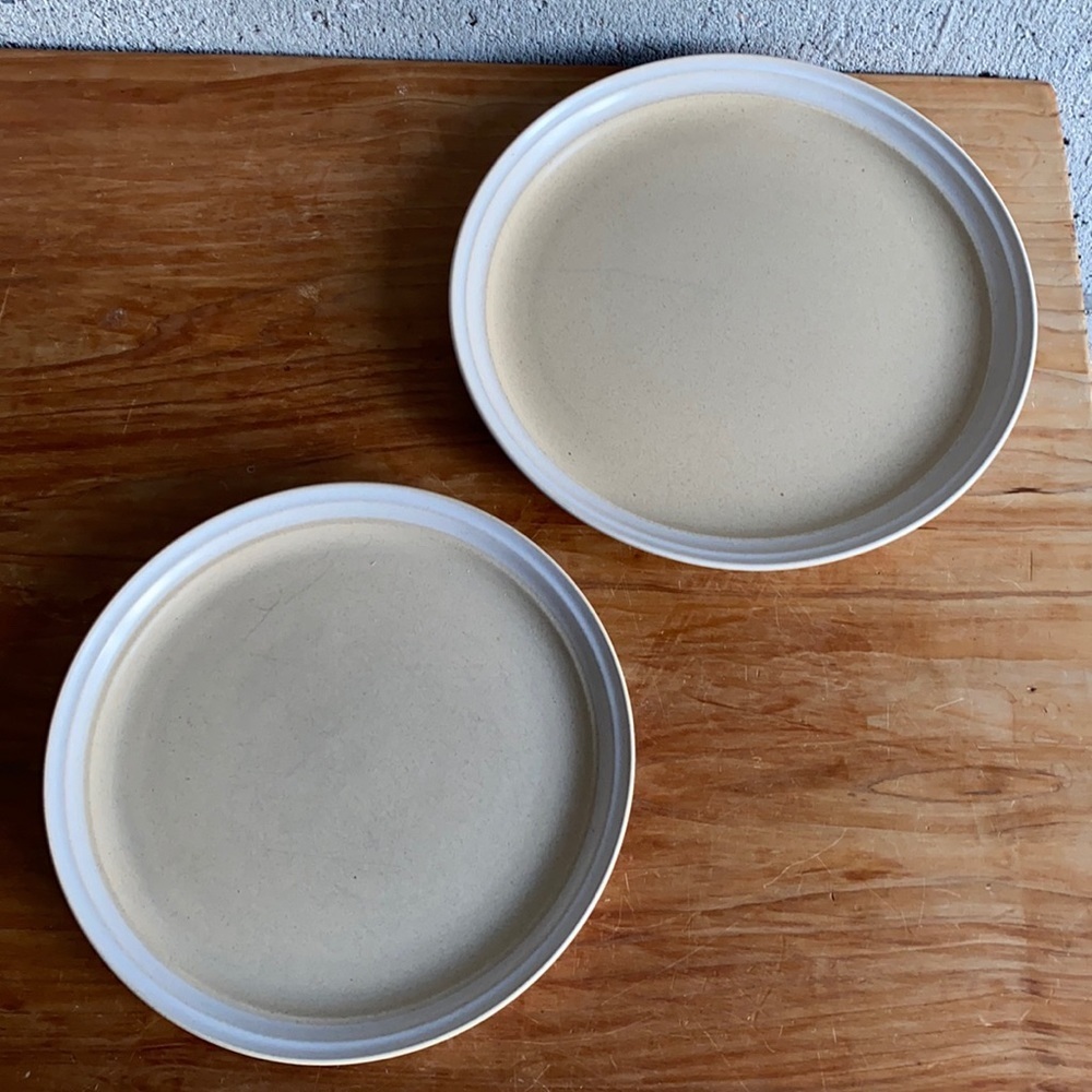 2 large Platters by Mikasa Stoneware Japan Homespun Sea Sand J7802